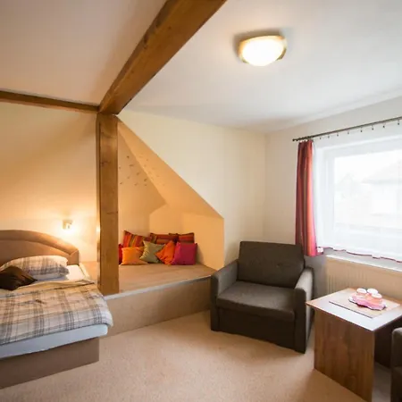 Privat Vypka 3* Lipótszentmiklós